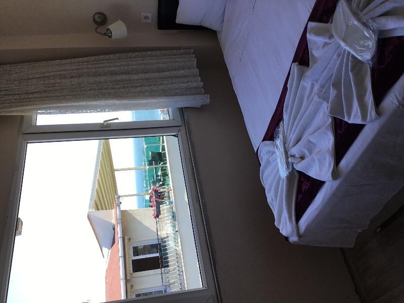 Berce Hotel Istanboel Buitenkant foto