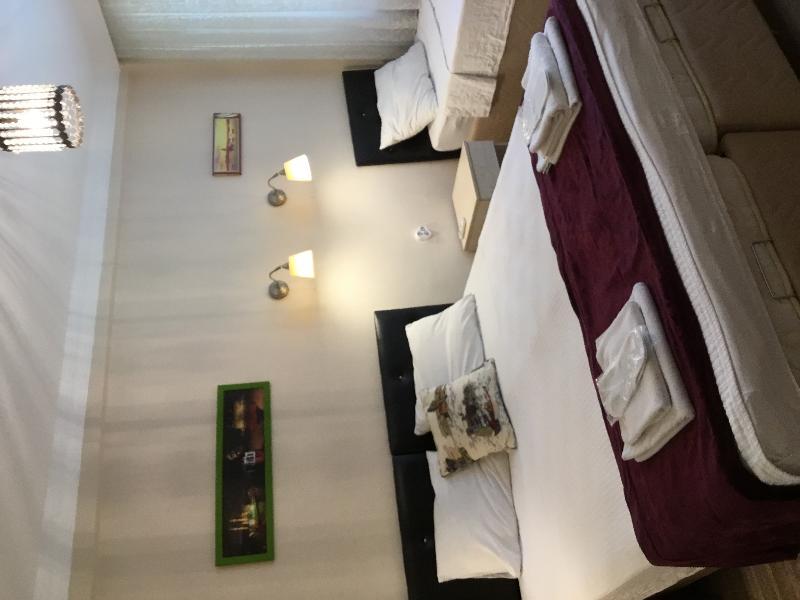 Berce Hotel Istanboel Buitenkant foto